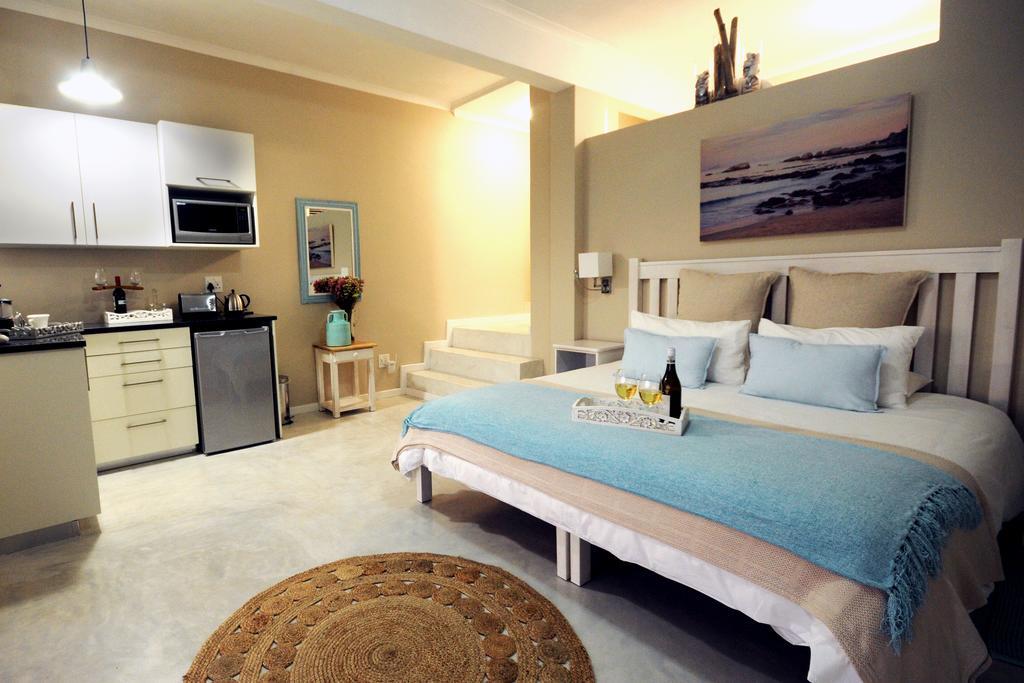 Rocklands Seaside Bed And Breakfast Simon's Town Exterior photo
