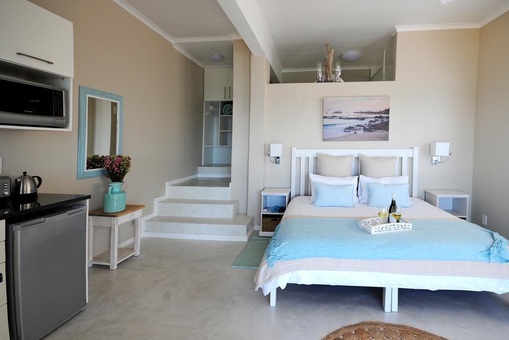 Rocklands Seaside Bed And Breakfast Simon's Town Exterior photo